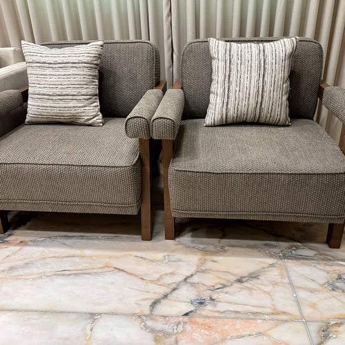 طقم كنب كبير يكفي 11 شخص