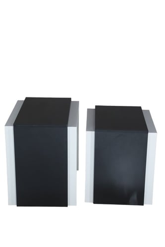 طقم طاولة خدمة وجانبية أبيض وأسود من نيت هوم