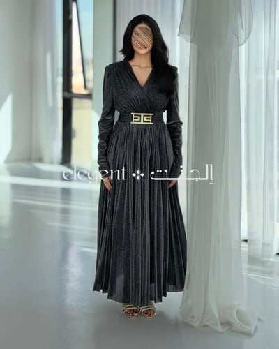 فستان سهرة بقصة V مع حزام أنيق v