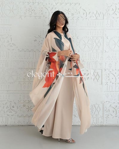 جلابية بطبعات فنية بقصة انسيابية - جلابية قطعتين