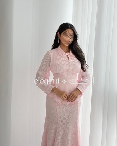 طقم شيفون ودانتيل وردي أنيق