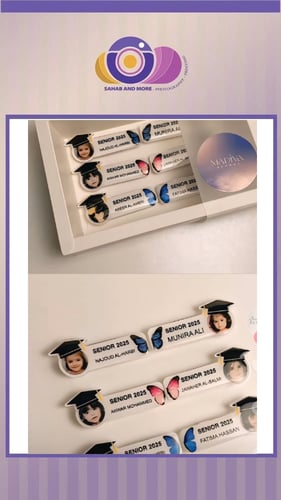 بروش اكريلك بالاسم والصورة