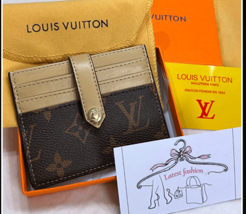 محفظة لويس فيتون