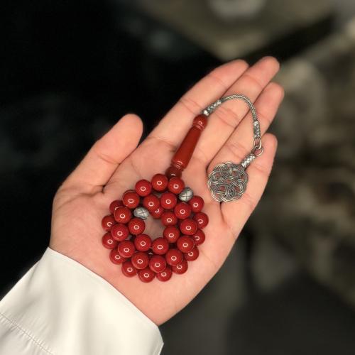 بكلايت احمر (طربزونة) ٤٥ خرزه