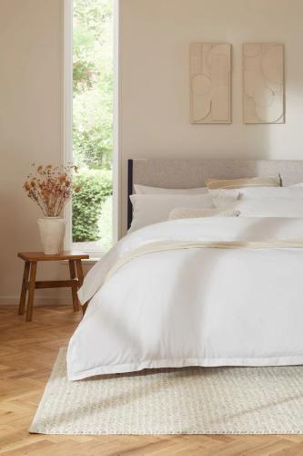 Luxury double hotel set