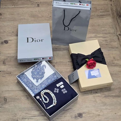 هديه شتويه رجاليه مع تغليف أنيق