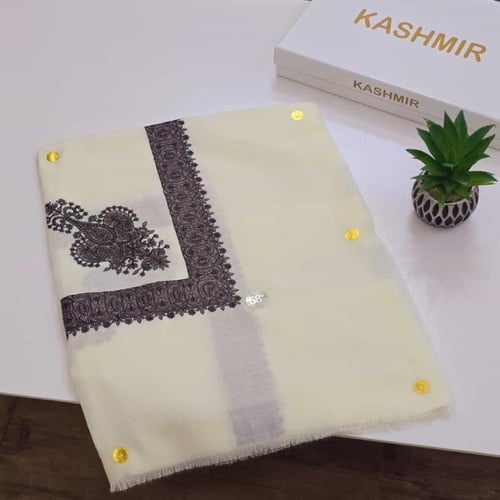 غتره مطرزه شتويه