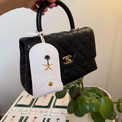 محفظه جلديه للبطاقات والمفاتيح وتعليقه للحقيبه