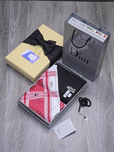 بوكسات هدايا شتويه رجاليه