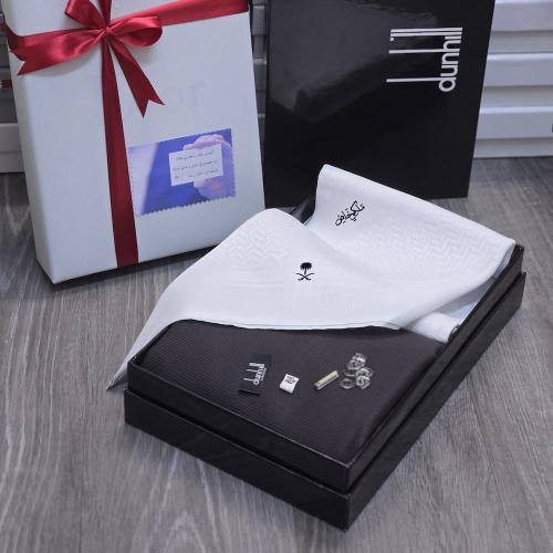 تنسيق قماش شتوي عودي مع شماغ ملكي خاص