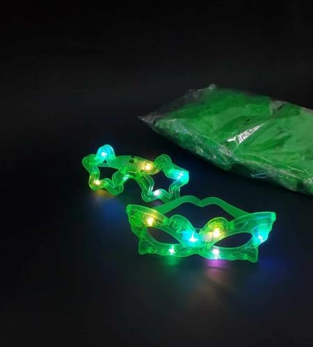 نظارات اطفال مضيئه (12 قطعة) لليوم الوطني السعودي