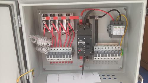 صندوق كومباينر بوكس 8 خط - نظام تجميع مضغوط للطاقة...