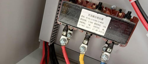 محول غطاس 2.2 كيلو واط سنجل فاز مجهزة بصندوق آي بي...