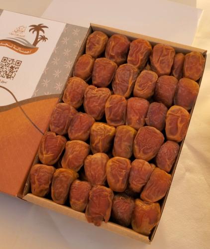 تمر جالكسي _ وزن 1 كجم