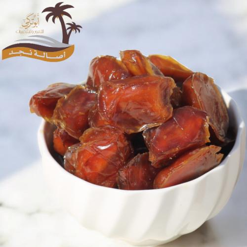 تمر خلاص القصيم جامبو _وزن الكرتون 8كجم