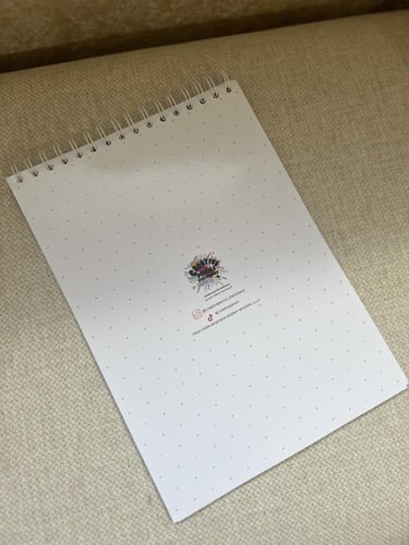 منظم يومي بثيم الفراشه