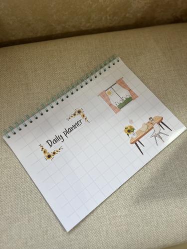 منظم يومي بثيم دوار الشمس