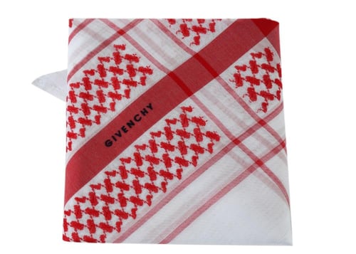 شماغ جيفنشي رسمي 2026