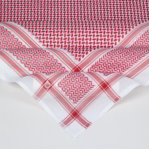 شماغ جينيفا ليونز كلاسيك فاتح 2025