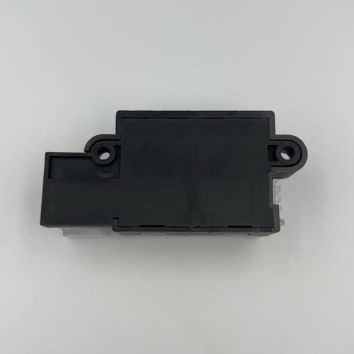 #18 علبة فيوزات - 4 فيوزات