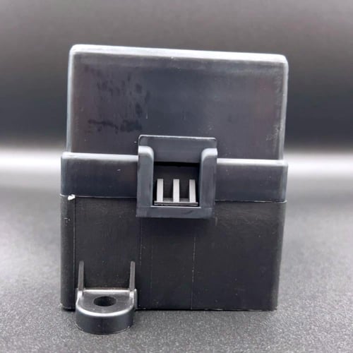 #22 علبة فيوزات المراوح