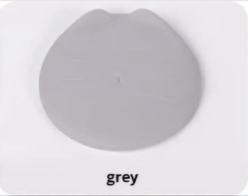 ملعقة و غطاء الطعام المعلب