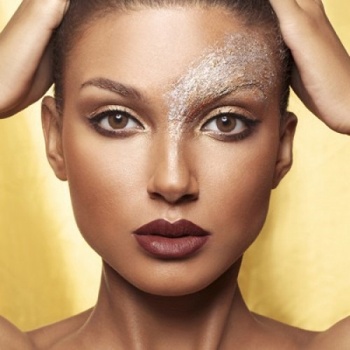 عدسات اديكت مارون من انستازيا