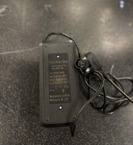 شاحن دراجة قابل للطي 48 فولت راس دائري