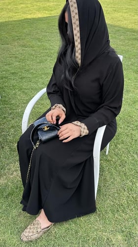 عباية قوتشي.