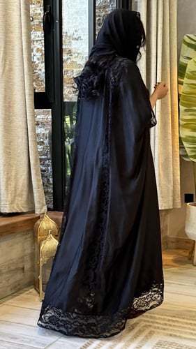 عباية عريـب