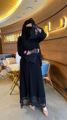 عباية المُثيرة