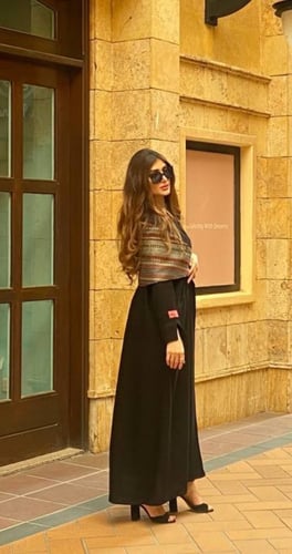 عباية سكارف