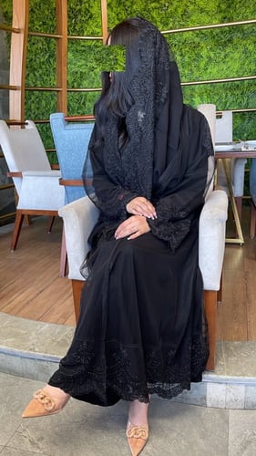 عباية الشمِوخ