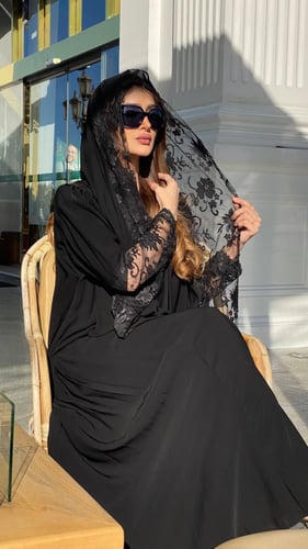 مدموزيل عبايه