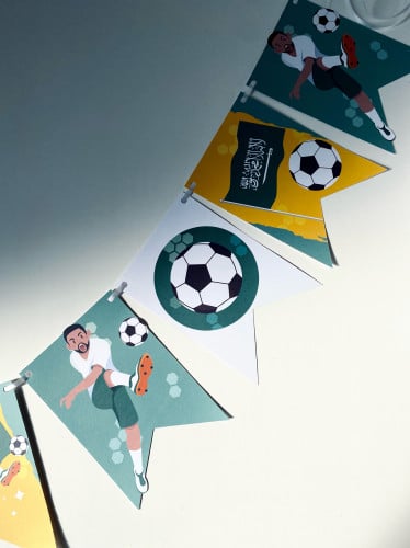 مثلثات زينة كأس العالم