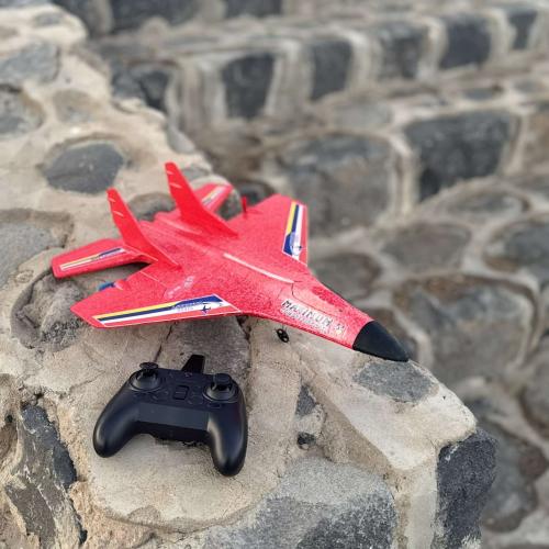 طائره إلكترونية