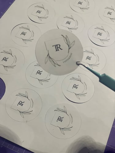 استكرات بحجم ورقة A4