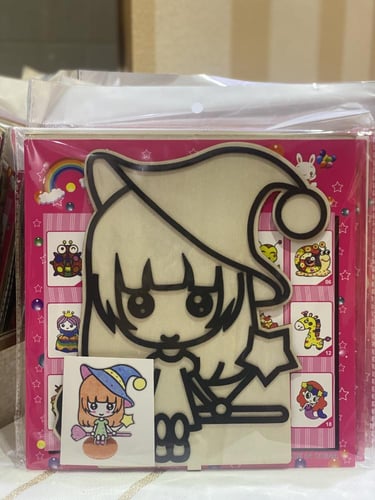 طقم مكتبية للاقلام...