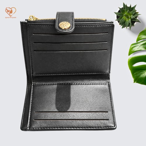 محفظة سي اتش