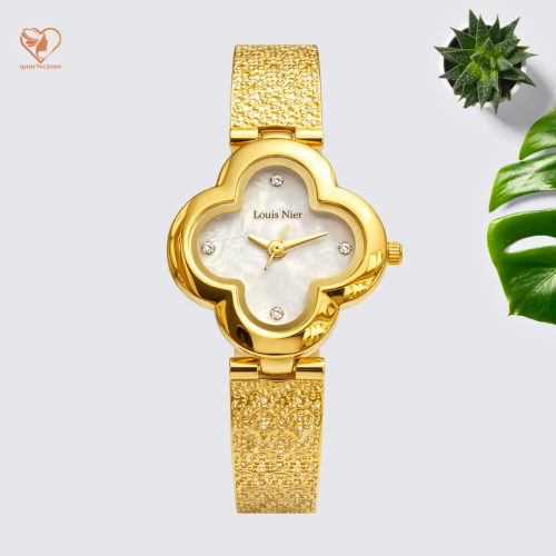 ساعة نسائية