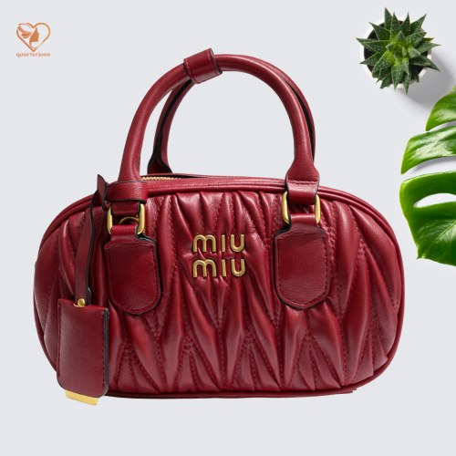 شنطة ميو ميو