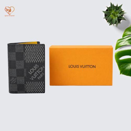 محفظة لويس فيتون