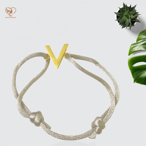 اسوارة خيط لويس