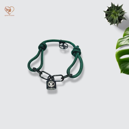 اسوارة لويس فيتون خيط