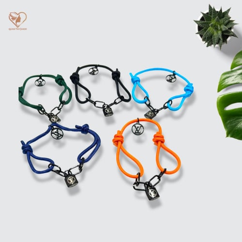 اسوارة لويس فيتون خيط