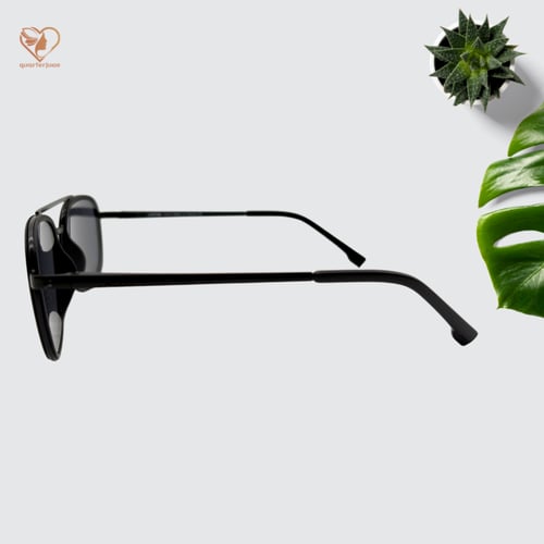 نظارة لاكوست