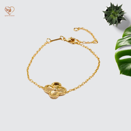 اسوارة فان كليف وردة واحدة