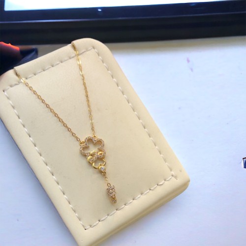 عقد ناعم 18k