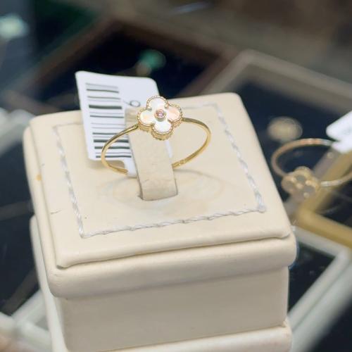 خاتم ناعم 18k