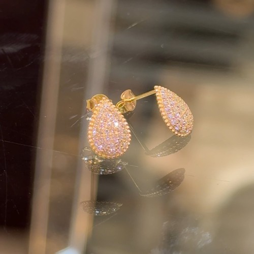 حلق ناعم تصميم الماس 18